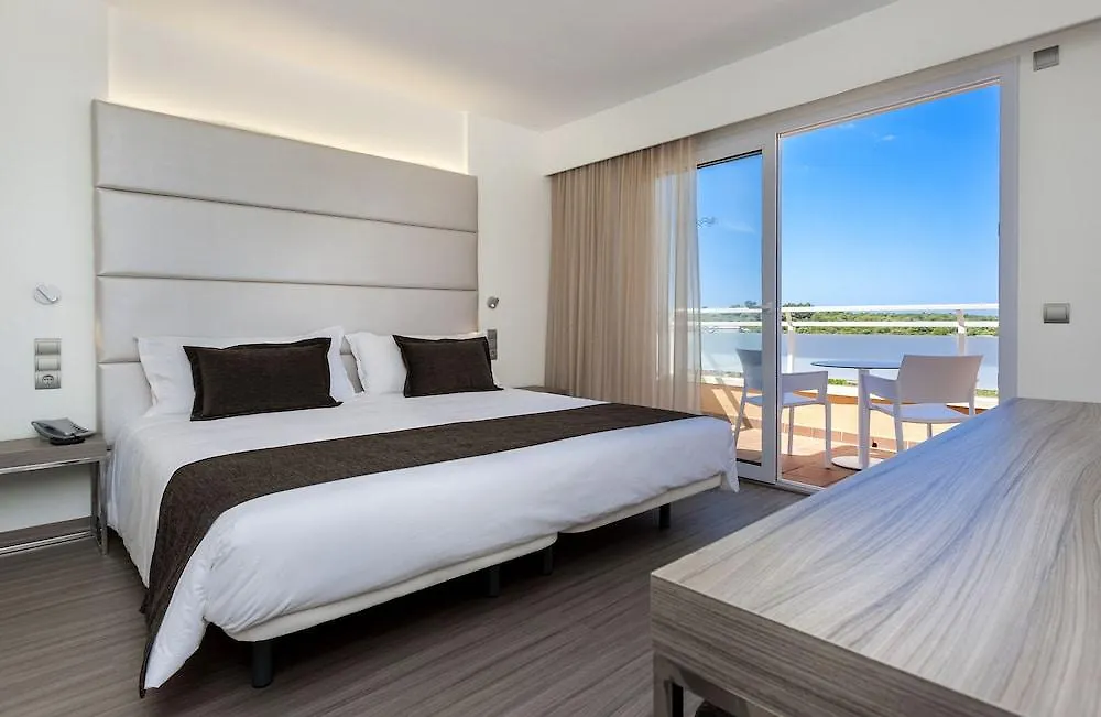 Отель Insotel Cala Mandia Resort
