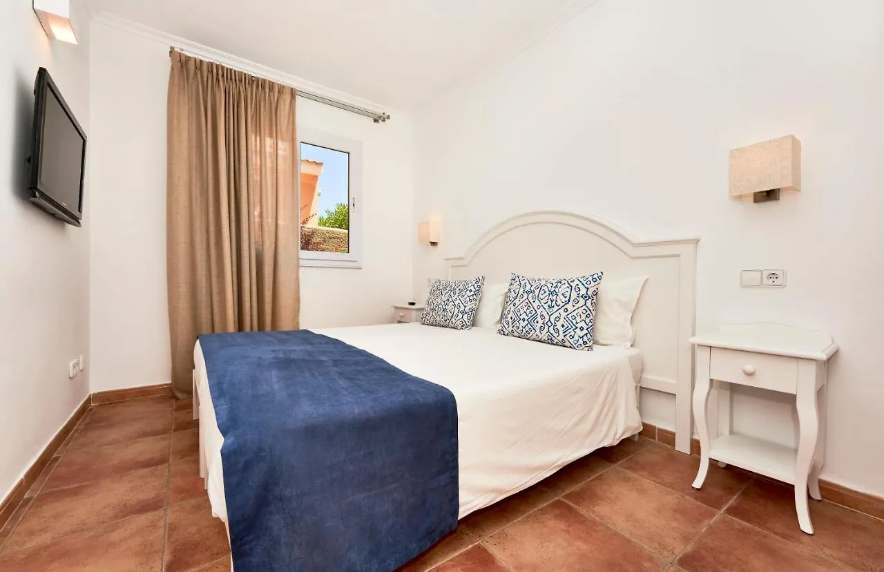 Insotel Cala Mandia Resort Отель