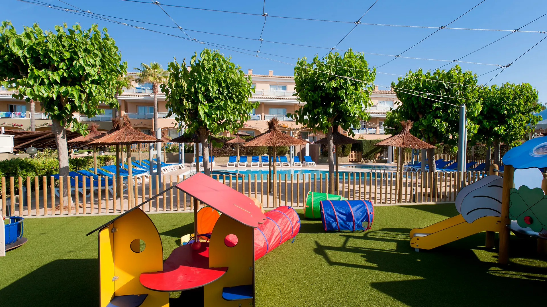Insotel Cala Mandia Resort Испания